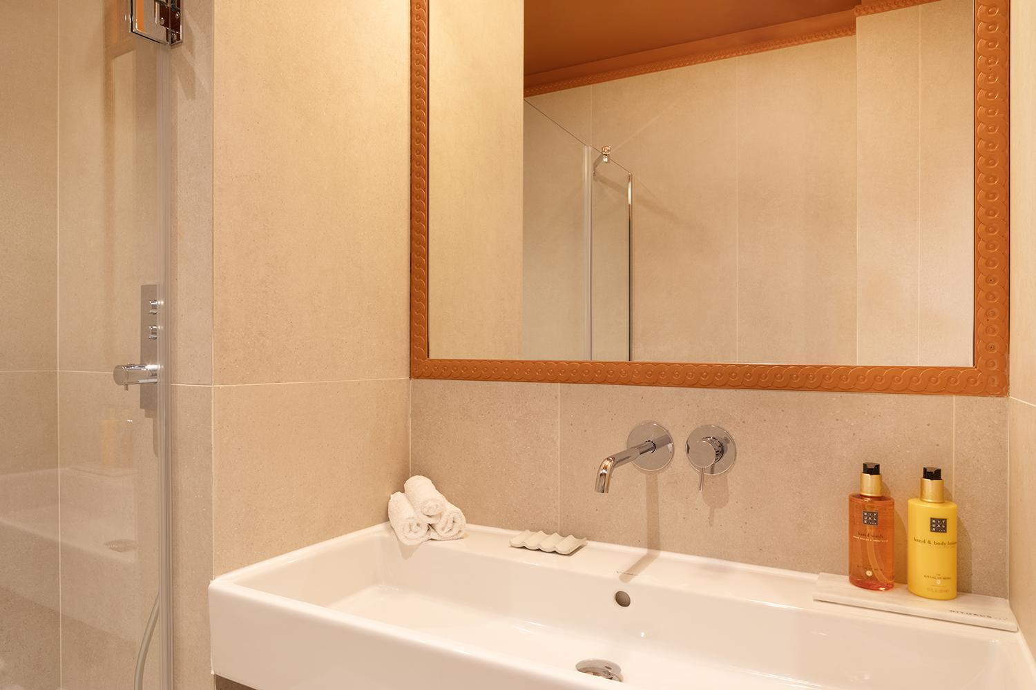 Paris Home Collection Serviced Apartments In Opera - Rue Saint-Lazare Eksteriør bilde